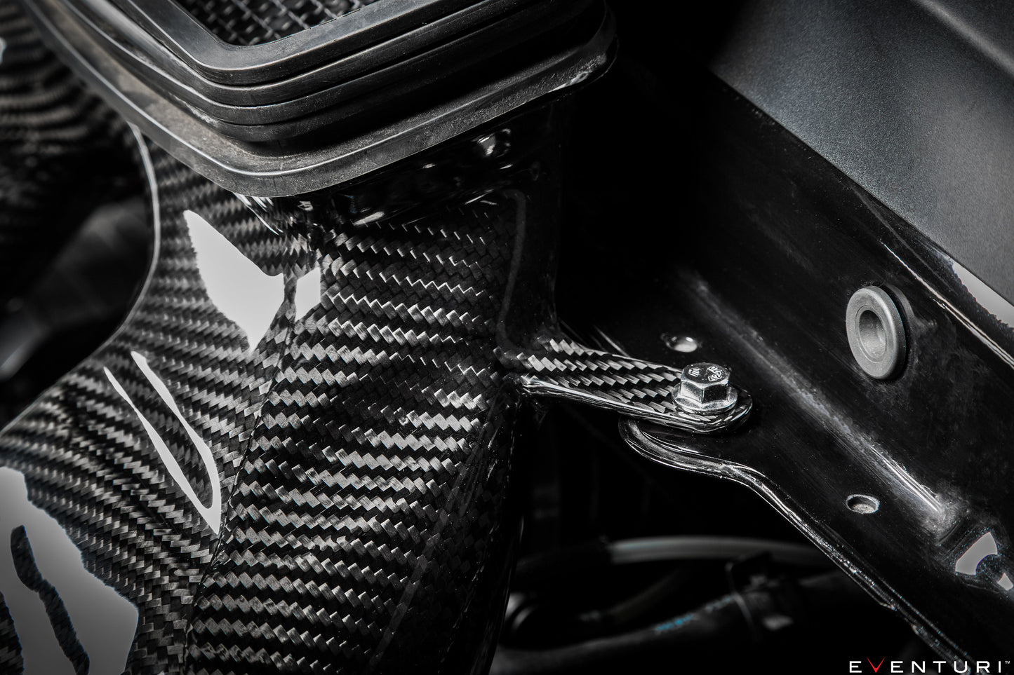 PORSCHE 991 Turbo - Black Carbon intake
