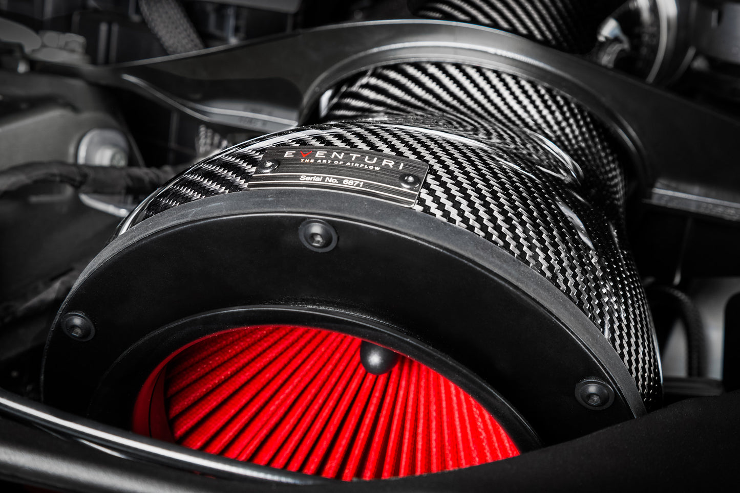 BMW F9X M5 / M8 - Black Carbon intake with shrouds