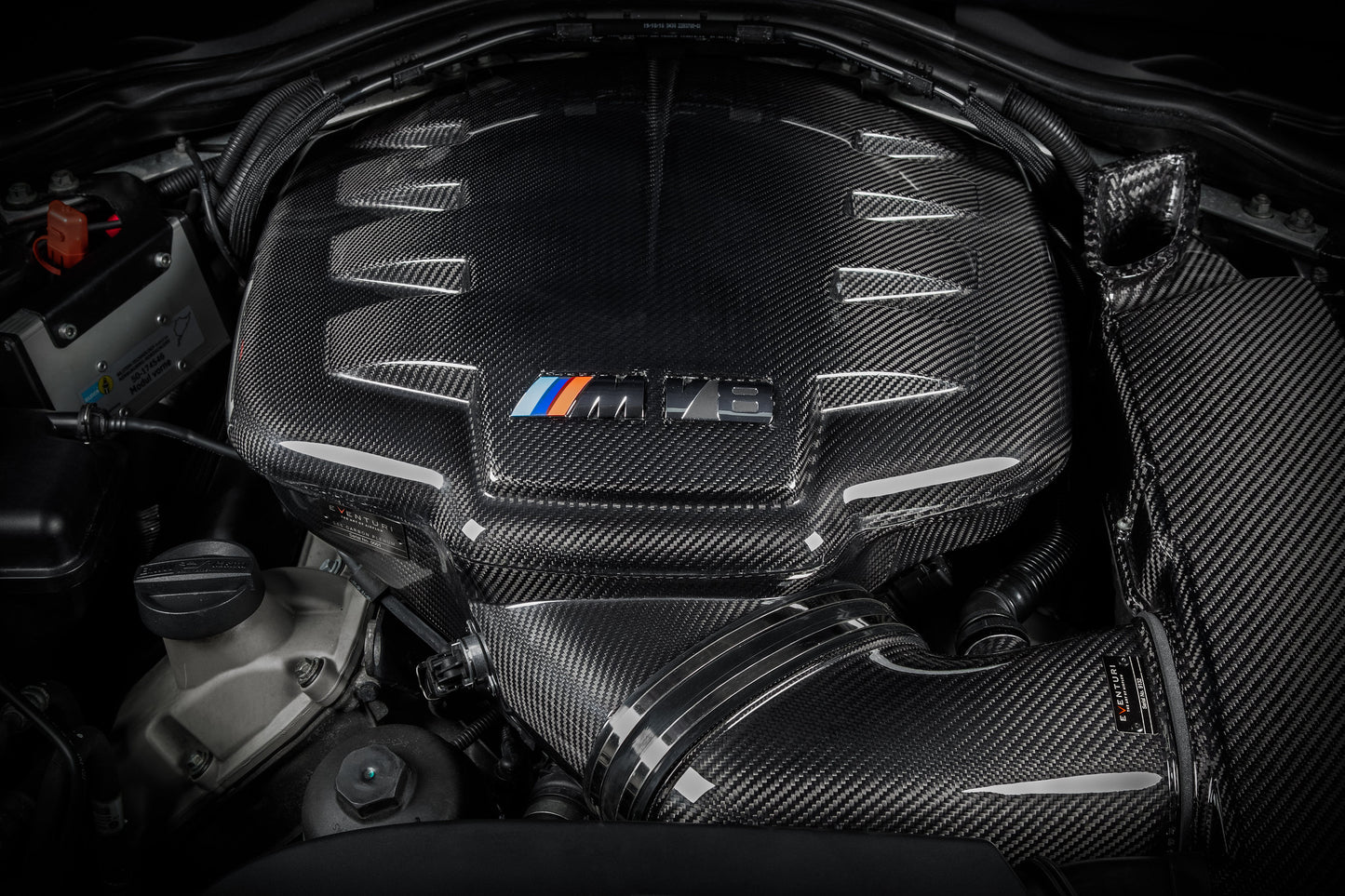 BMW E9X M3 - Carbon Inlet Plenum