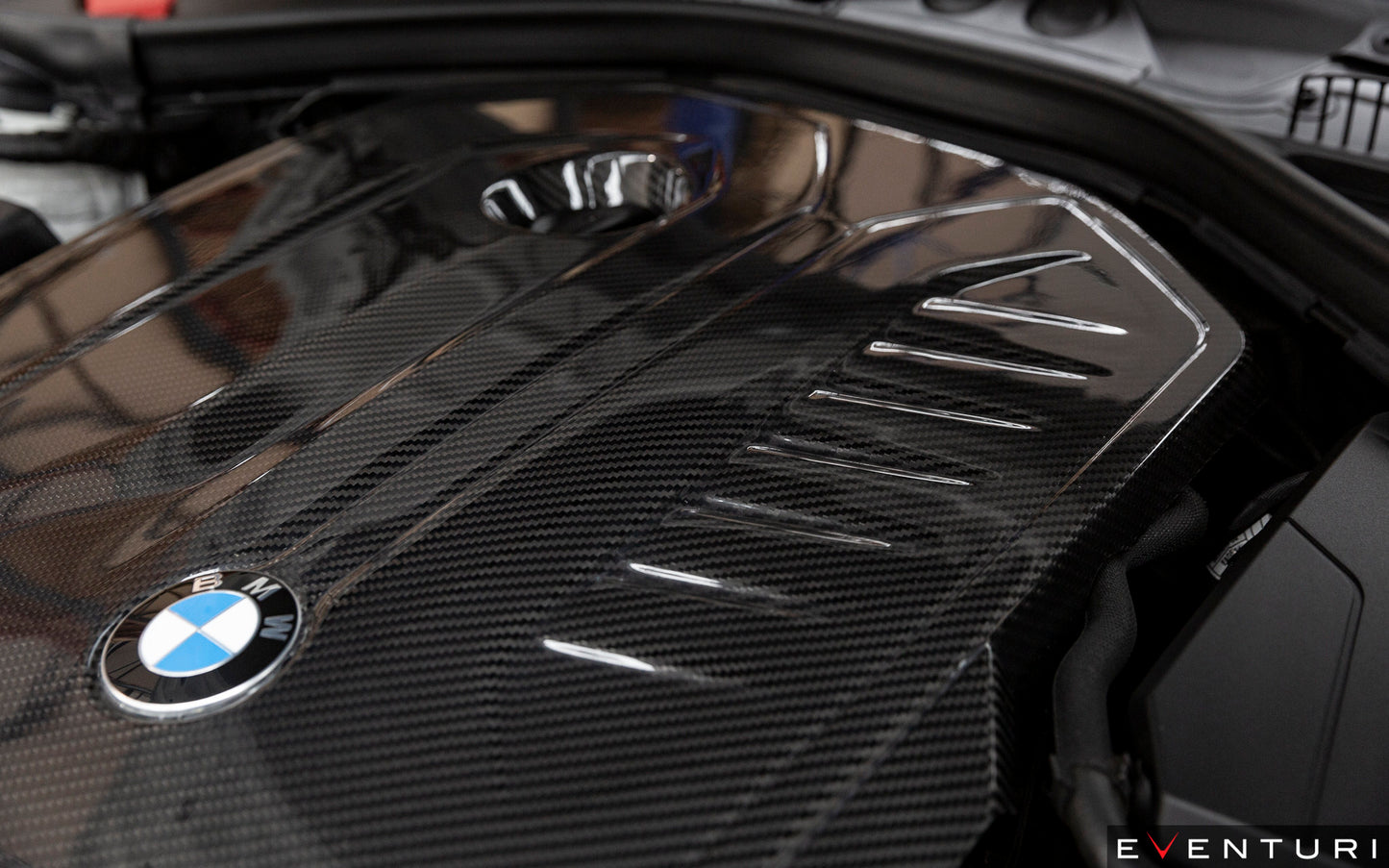 BMW B58 - Carbon Engine Cover