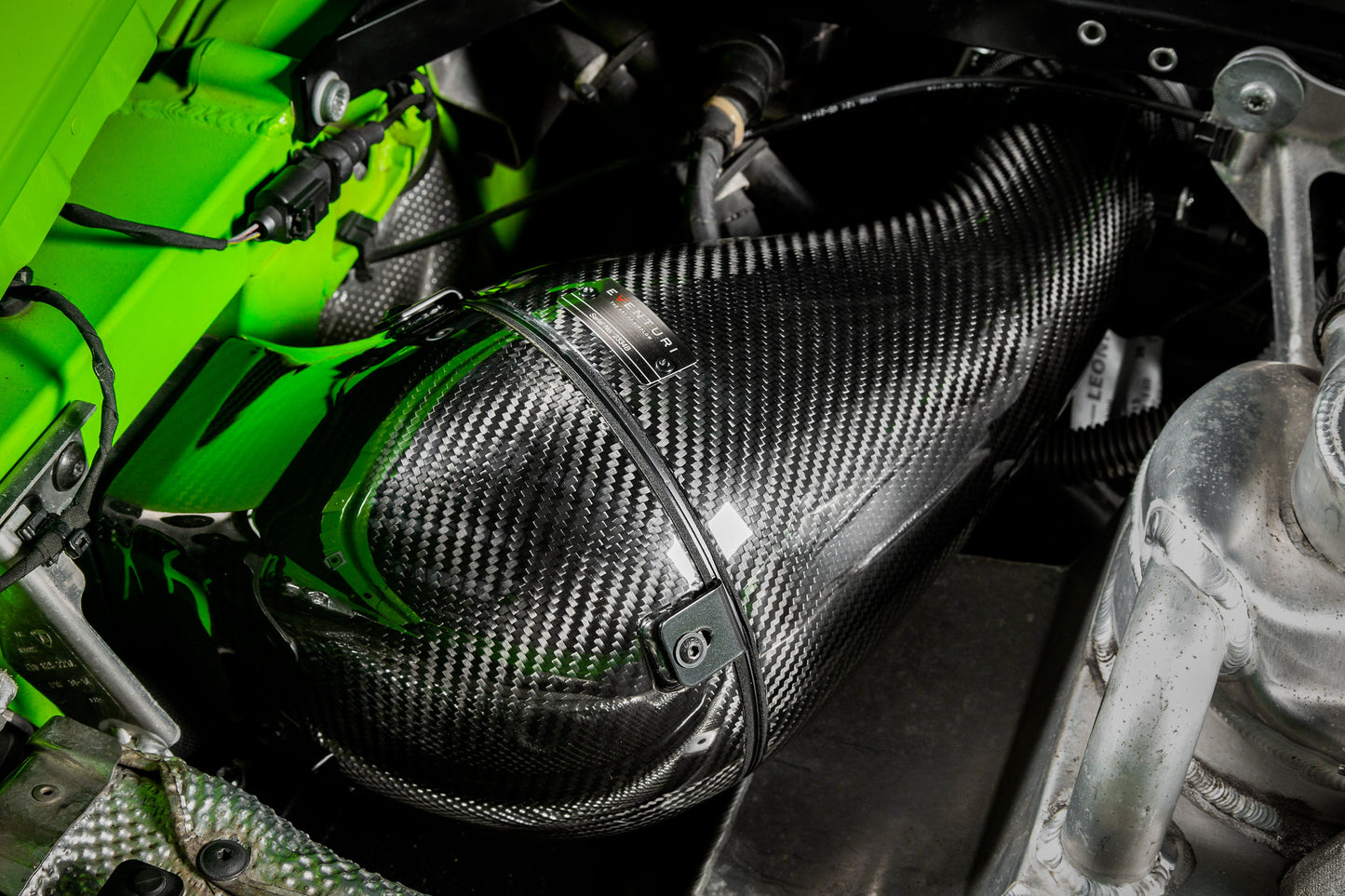 LAMBORGHINI Huracan - Carbon Engine Cover Set Matte Finish