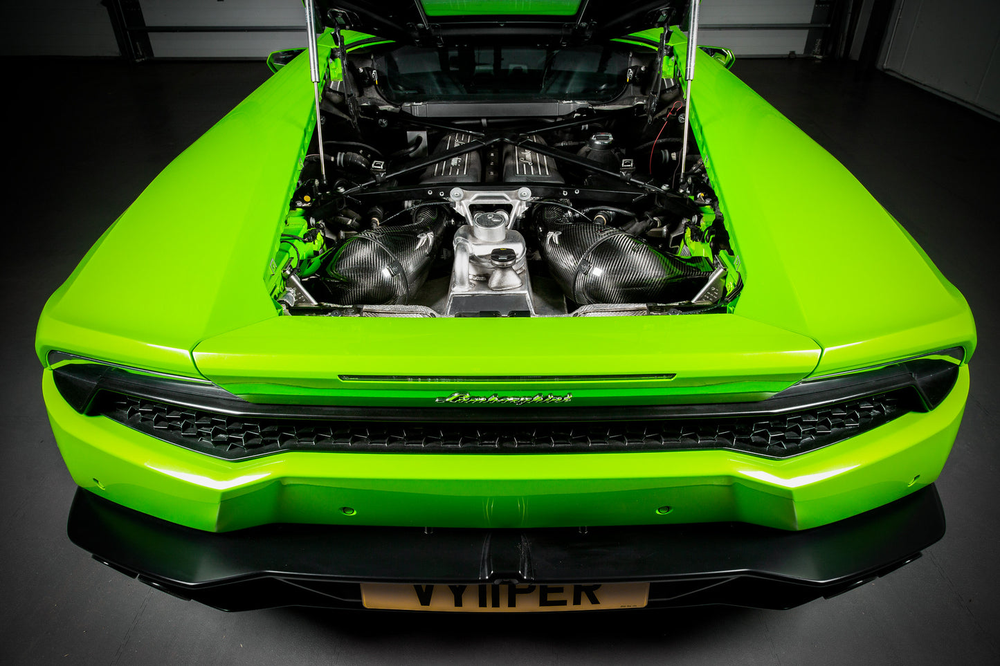 LAMBORGHINI Huracan - Carbon Engine Cover Set Matte Finish