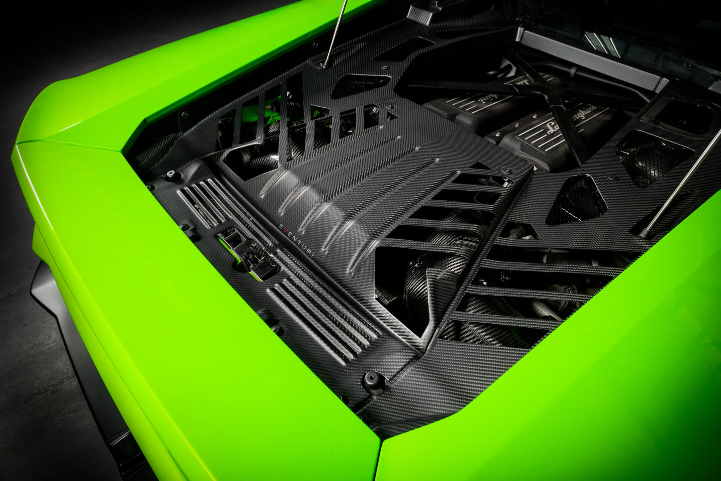 LAMBORGHINI Huracan - Carbon Engine Cover Set Matte Finish
