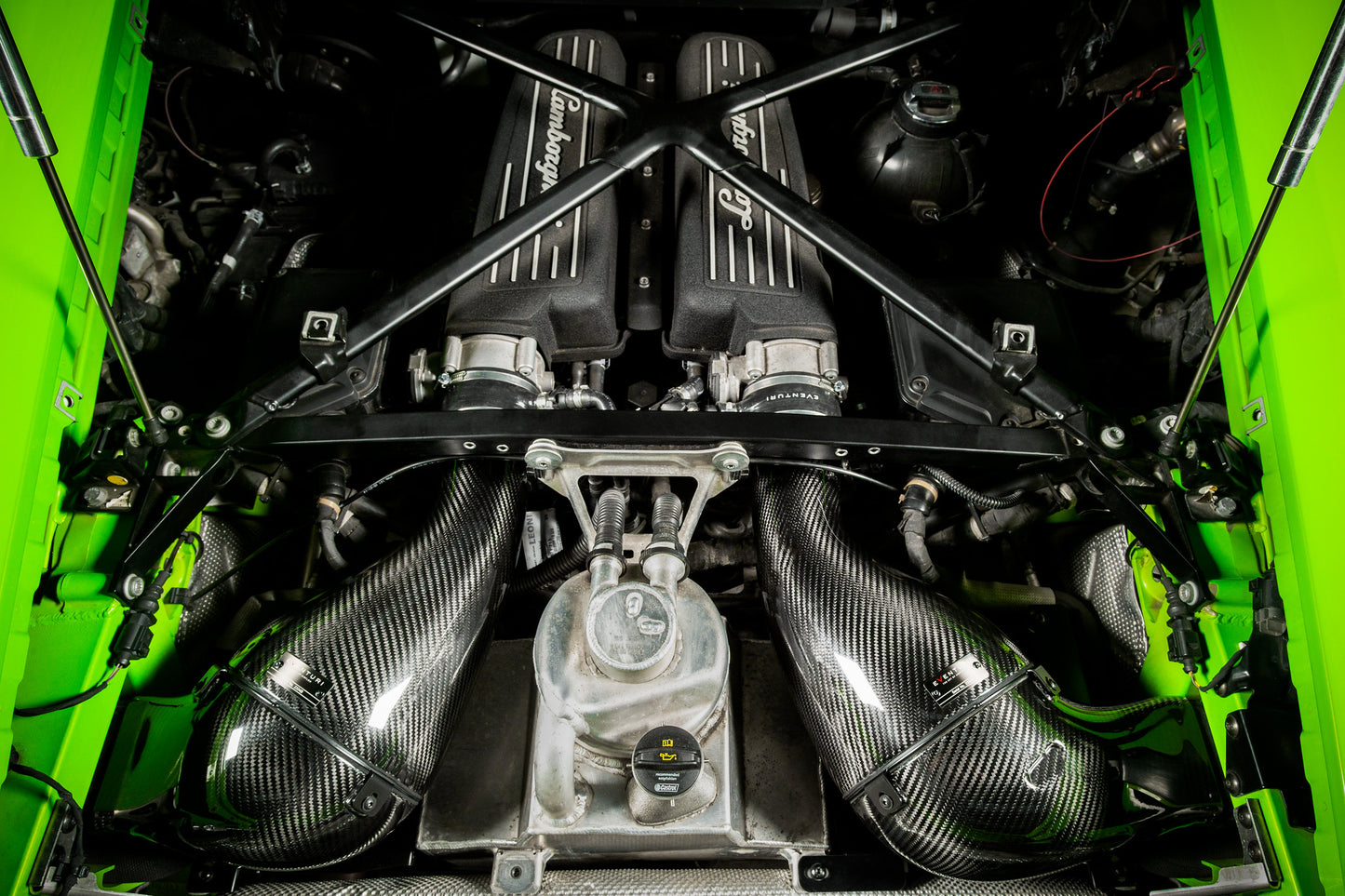 LAMBORGHINI Huracan - Carbon Engine Cover Set Matte Finish