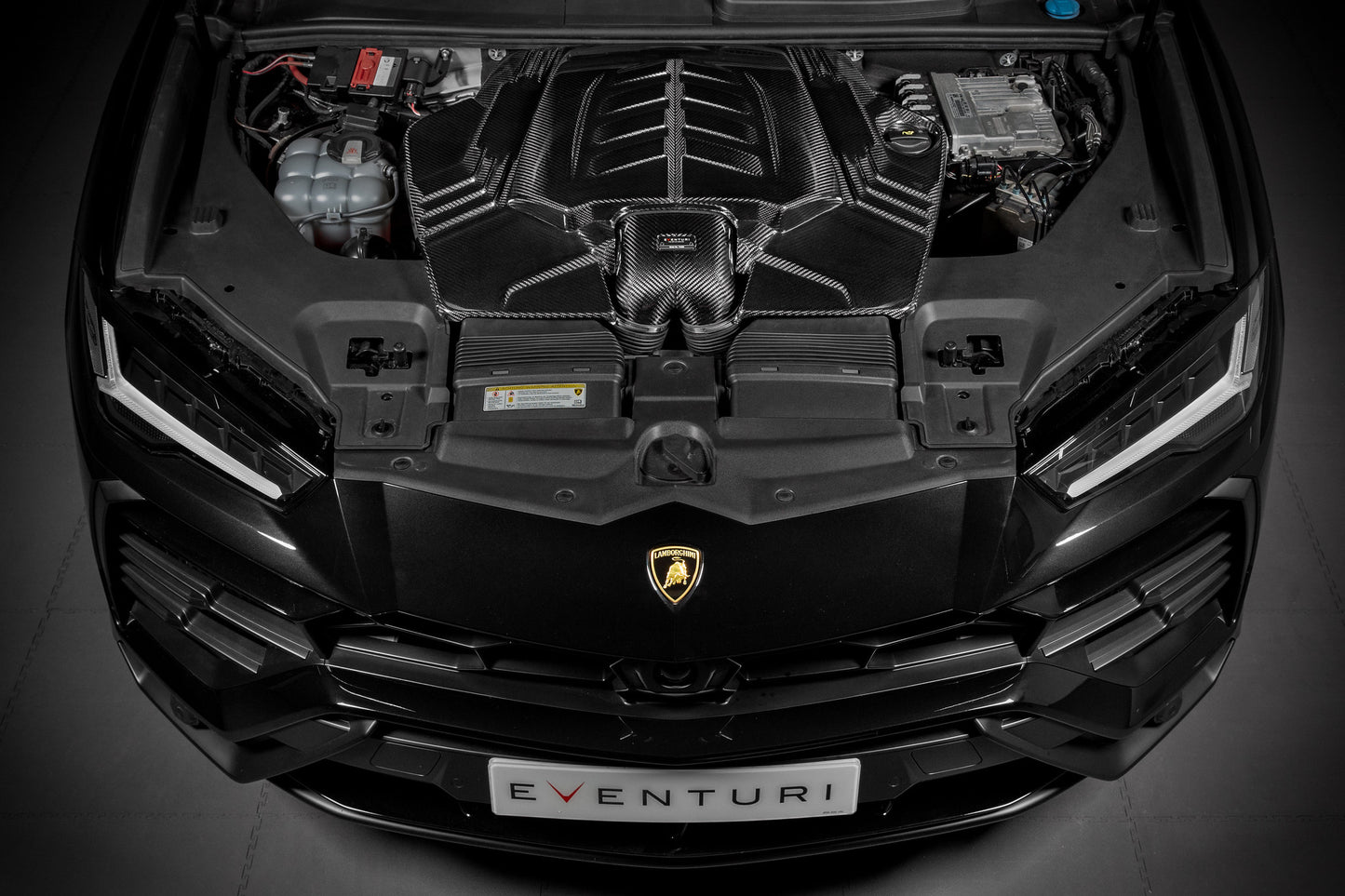 LAMBORGHINI Urus - Intake
