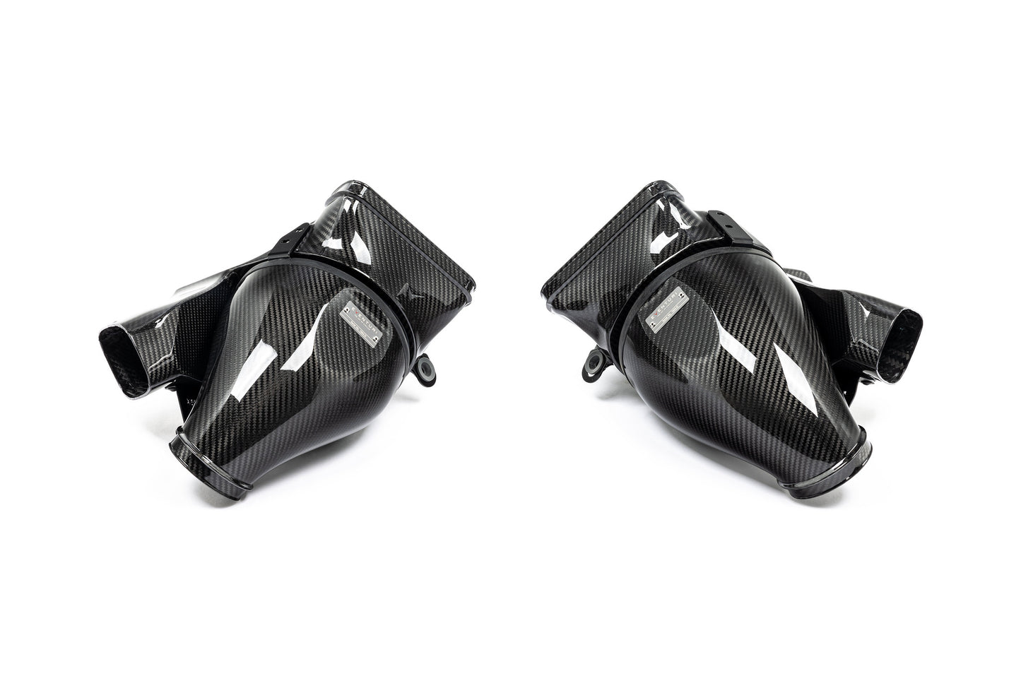 BMW X5 M50i - Carbon Intake