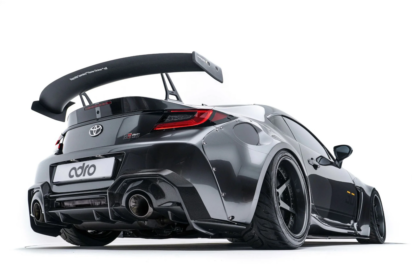 AT-R4 スワンネックウイング / TOYOTA GR86
