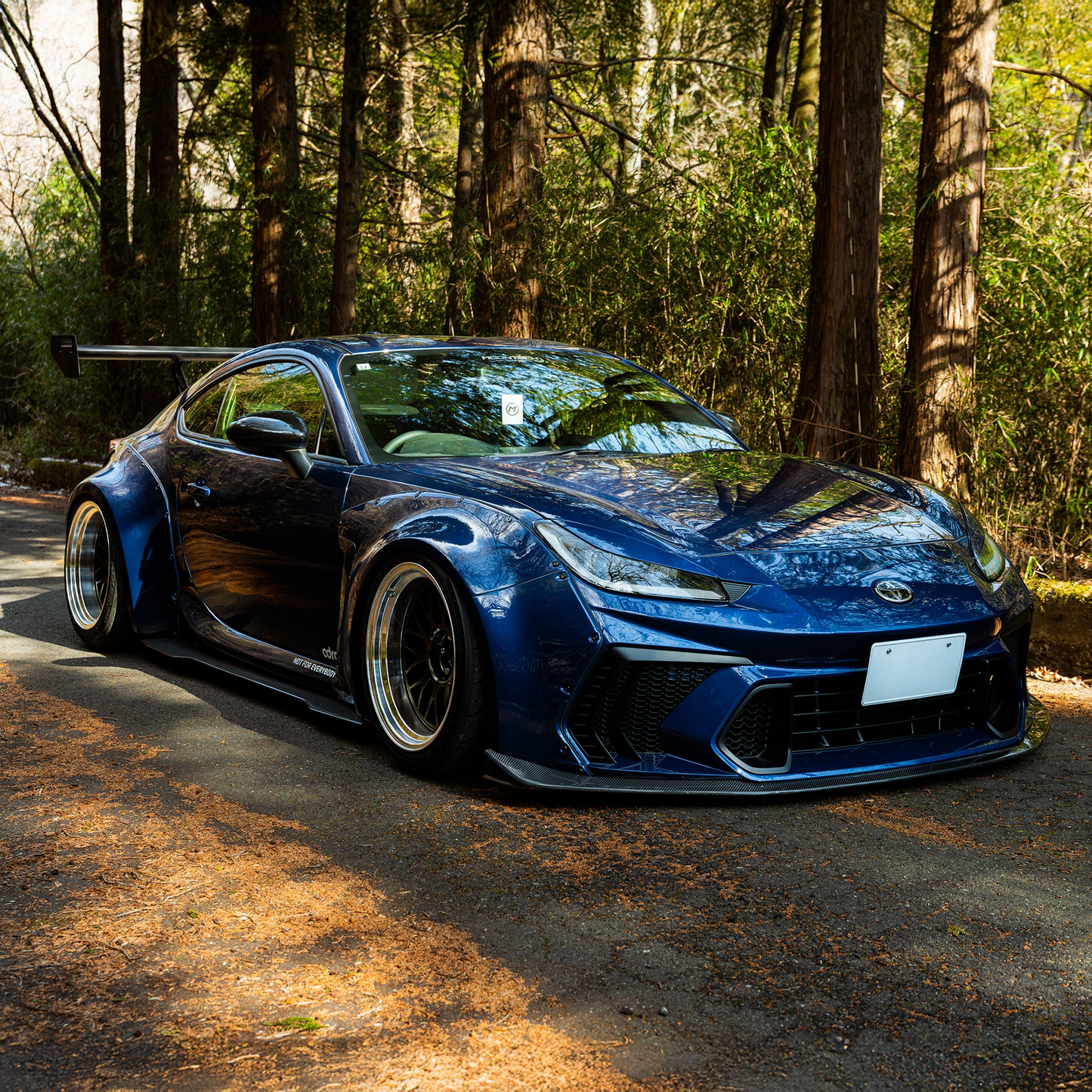 ワイドボディ V2（リアディフューザー付き） / TOYOTA GR86/BRZ