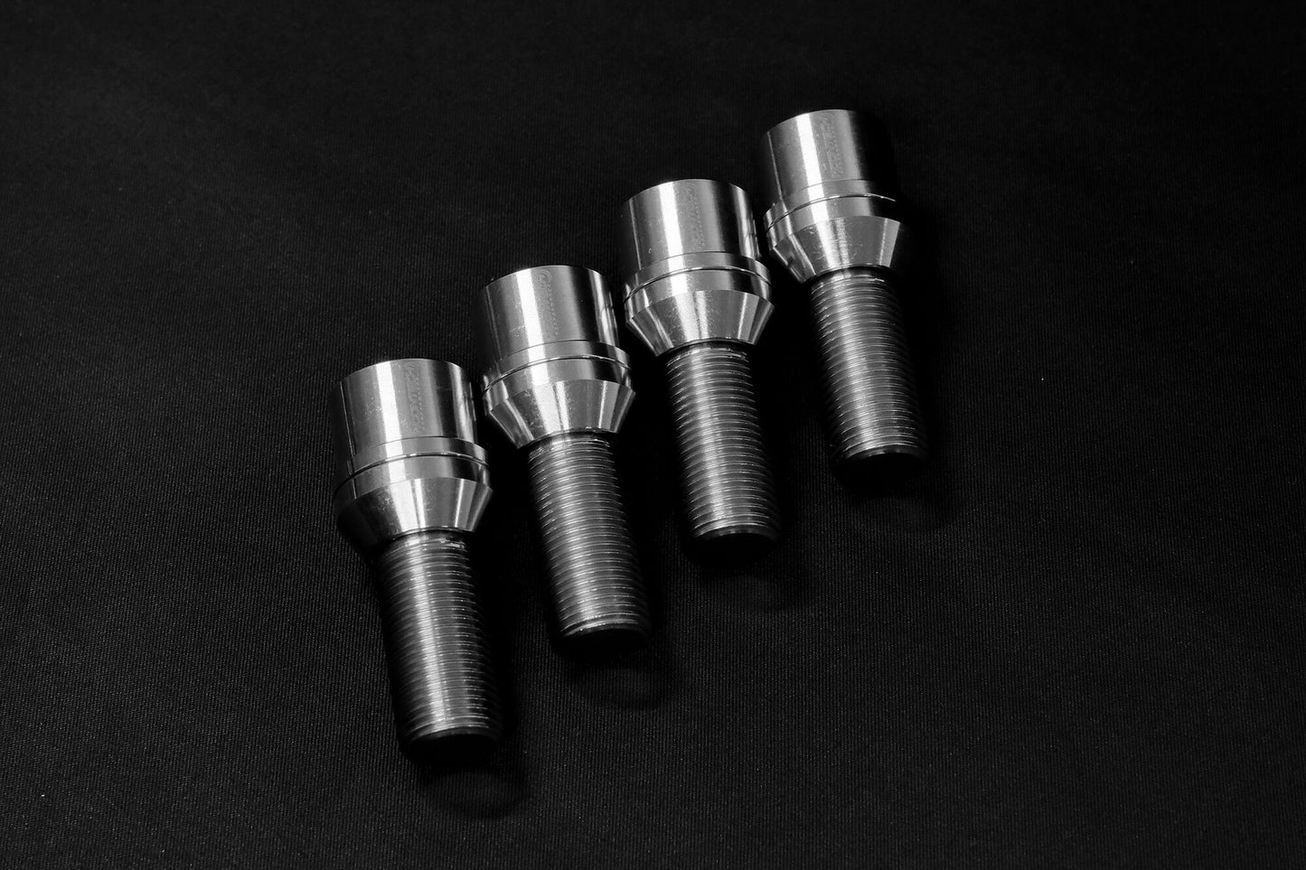 輸入車用MOONTECH Ti bolt