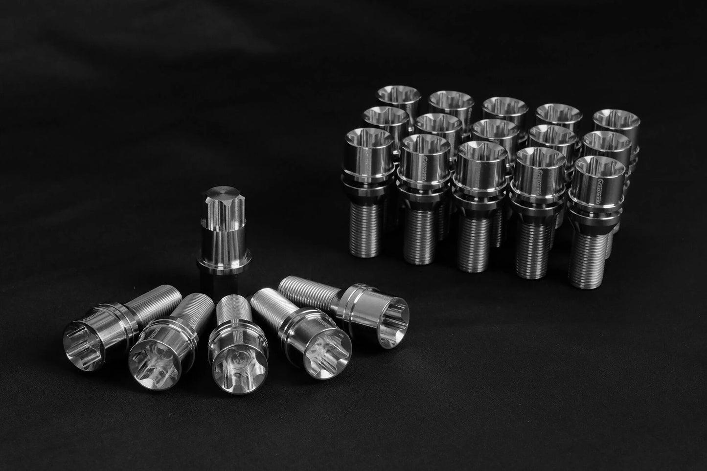 輸入車用MOONTECH Ti bolt