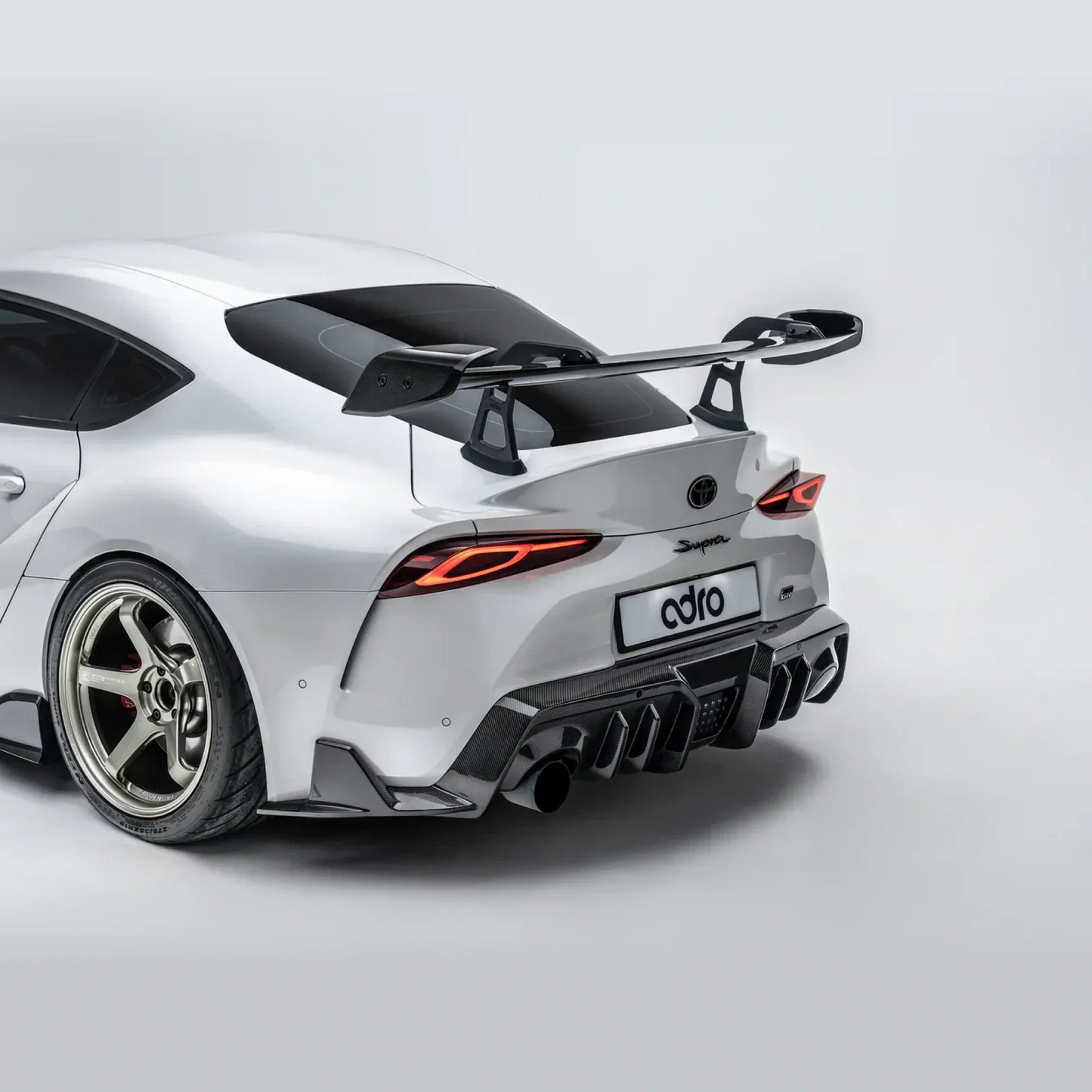 カーボンファイバー リアディフューザー  / TOYOTA GR SUPRA